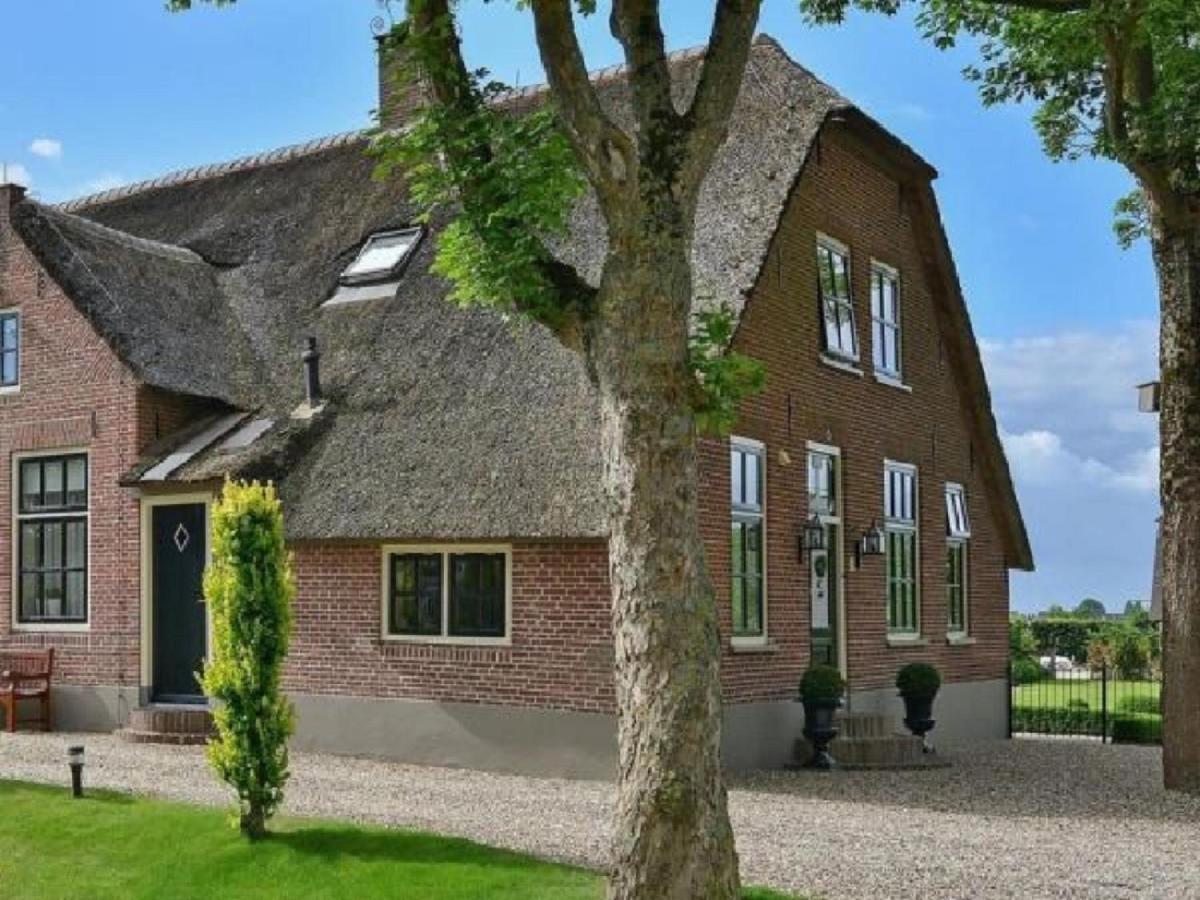 Magnificent Farmhouse In Central Holland 4A & 2C Schoonrewoerd Exterior photo